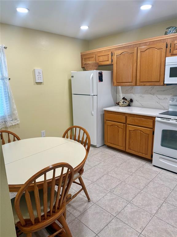 Picture of 9 Escondido Circle Unit 88, Altamonte Springs FL 32701