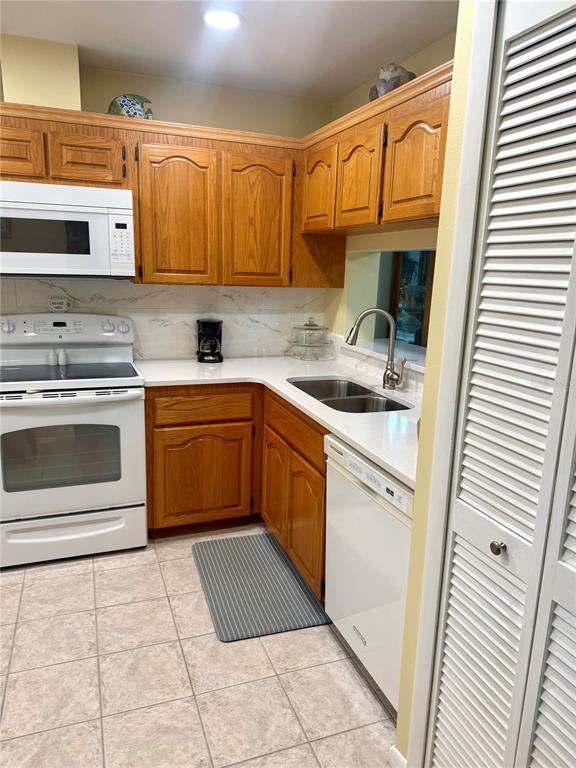 Picture of 9 Escondido Circle Unit 88, Altamonte Springs FL 32701