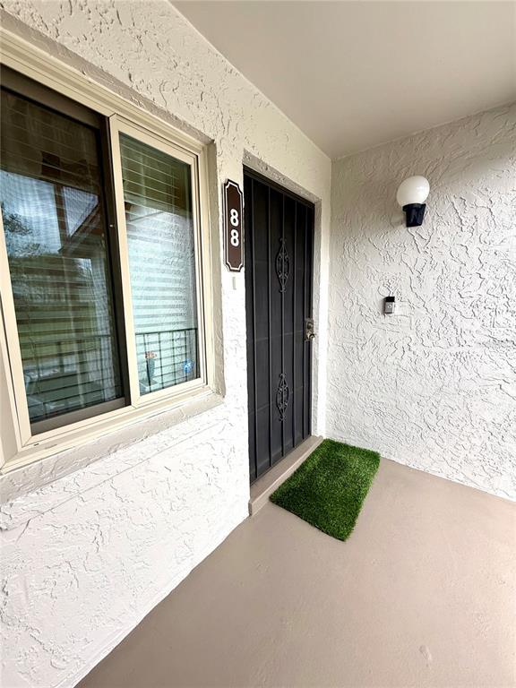 Picture of 9 Escondido Circle Unit 88, Altamonte Springs FL 32701