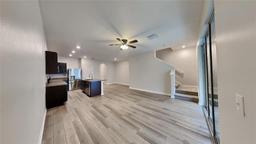 Picture of 518 Glenn Cross Drive, Ruskin, FL 33570