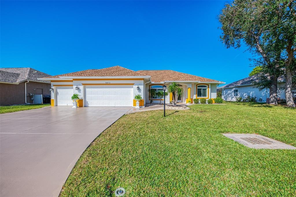 Picture of 5872 Mckinley Road, Venice, FL 34293