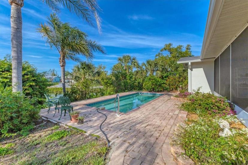 Picture of 1220 Lakeside Drive, Venice FL 34293