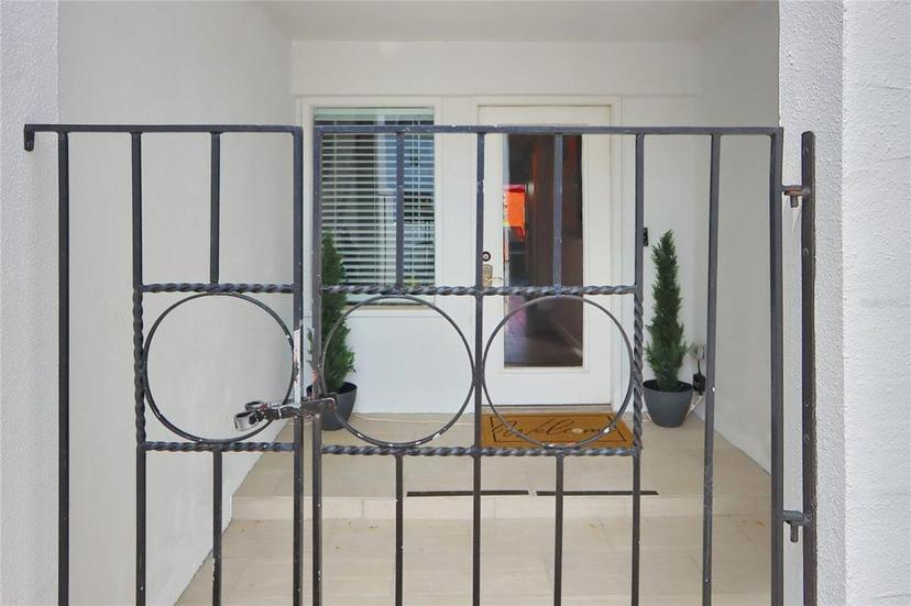 Picture of 2985 W Knights Avenue Unit 2985, Tampa FL 33611