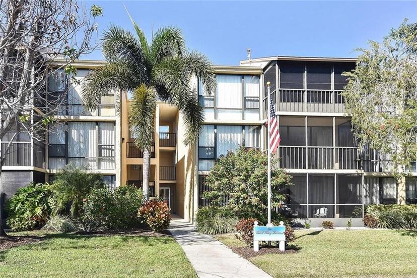 Picture of 618 Bird Bay Drive S Unit 110, Venice FL 34285