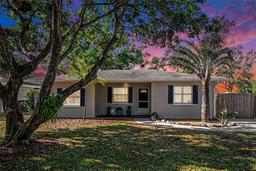 Picture of 917 2Nd Avenue Nw, Largo, FL 33770