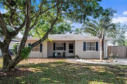 Picture of 917 2Nd Avenue Nw, Largo, FL 33770