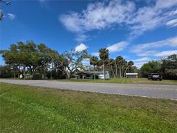Picture of 7619 NW 84Th Court, Okeechobee, FL 34972