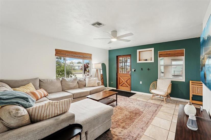 Picture of 829 E 4Th Street, Englewood FL 34223
