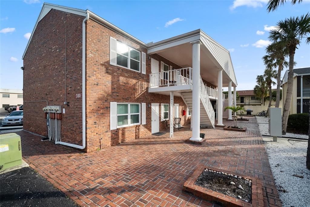Picture of 380 Base Avenue E Unit 202, Venice, FL 34285