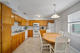Picture of 380 Base Avenue E Unit 202, Venice, FL 34285