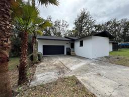 Picture of 303 E Fountain Street, Fruitland Park, FL 34731