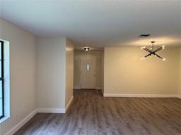 Picture of 303 E Fountain Street, Fruitland Park, FL 34731