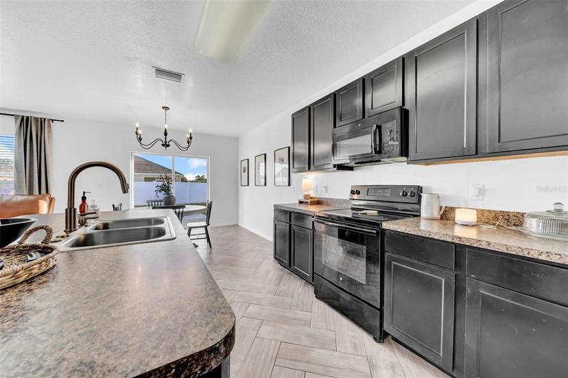 Picture of 3301 San Moise Place, Plant City FL 33567