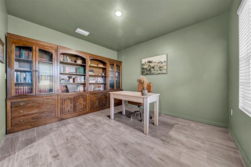 Picture of 3301 San Moise Place, Plant City FL 33567