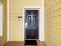 Picture of 3050 Pirates Retreat Court Unit 207, Kissimmee, FL 34747