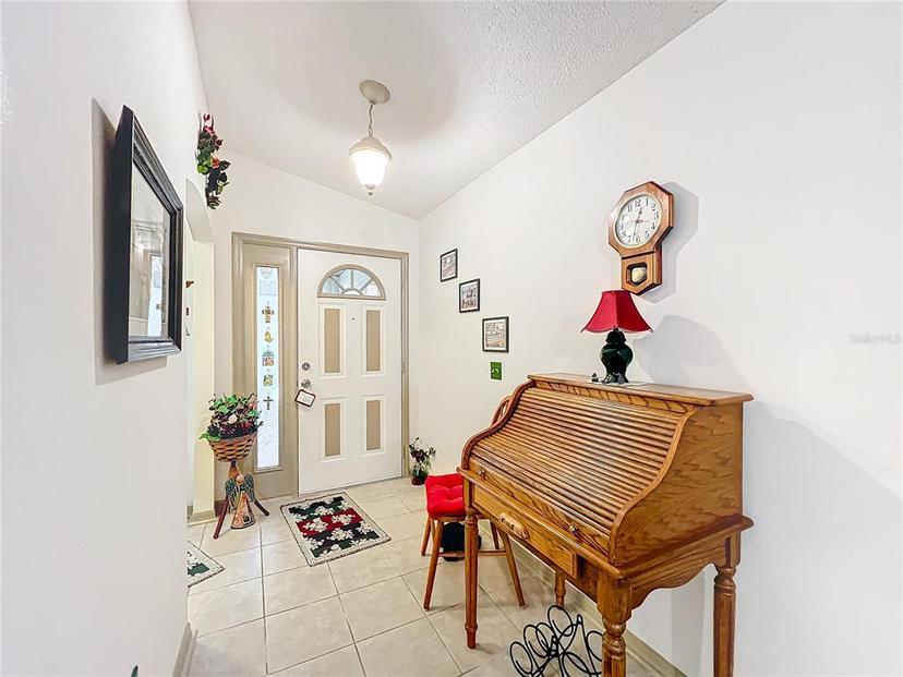 Picture of 2206 Silver Lakes Drive N, Lakeland FL 33810