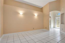 Picture of 7622 Hampshire Garden Place, Apollo Beach, FL 33572