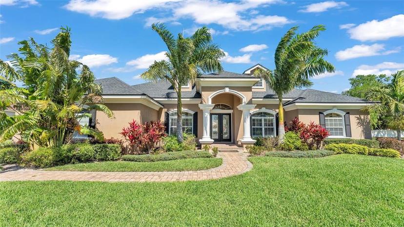 Picture of 9502 Waterford Oaks Boulevard, Winter Haven FL 33884