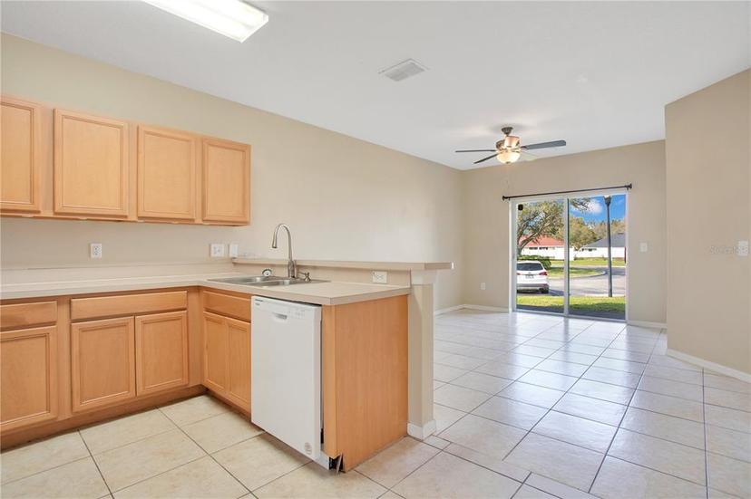 Picture of 1580 Blue Magnolia Road, Brandon FL 33510