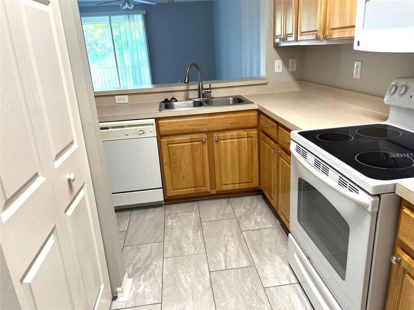 Picture of 5701 Bentgrass Drive Unit 18-203, Sarasota FL 34235