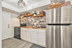 Picture of 1844 Bough Avenue Unit C, Clearwater, FL 33760