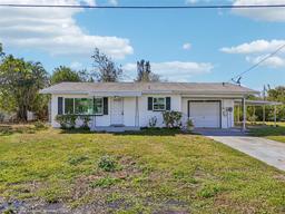 Picture of 106 W North Branch Road, Ruskin, FL 33570