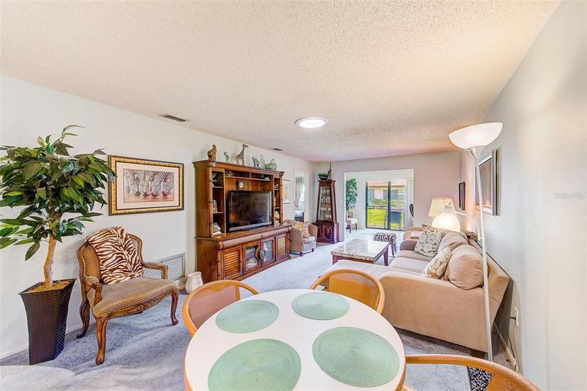 Picture of 13250 Ridge Road Unit 10-4, Largo FL 33778