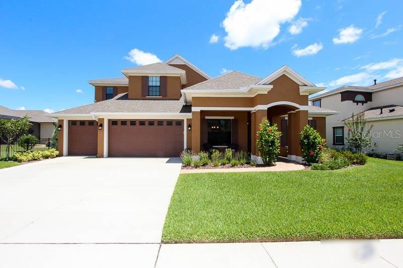 Picture of 15708 Oakleaf Run Drive, Lithia, FL 33547