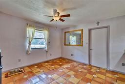 Picture of 3957 NW 43Rd Court, Gainesville, FL 32606