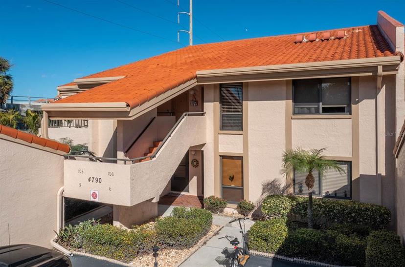 Picture of 4790 Brittany Drive S Unit 105, St Petersburg FL 33715