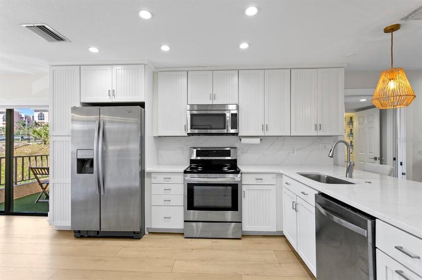 Picture of 4790 Brittany Drive S Unit 105, St Petersburg FL 33715