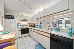 Picture of 2832 74Th Street W Unit 2180, Bradenton, FL 34209