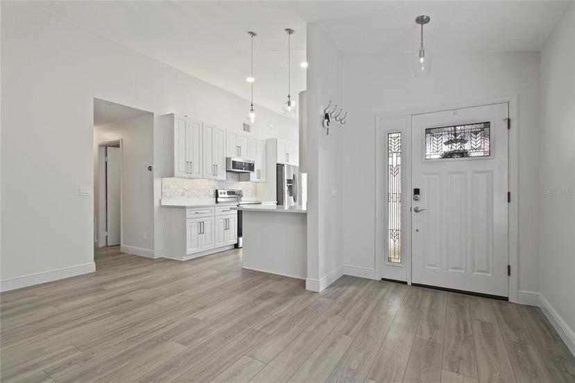 Picture of 10525 Satinwood Circle, Orlando FL 32825