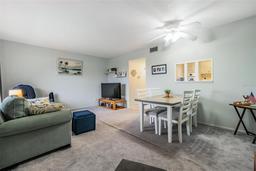 Picture of 2042 Australia Way W Unit 66, Clearwater, FL 33763