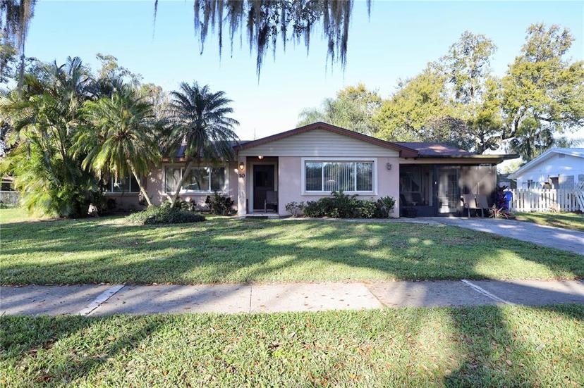 Picture of 10 Massachusetts Avenue, St Cloud FL 34769