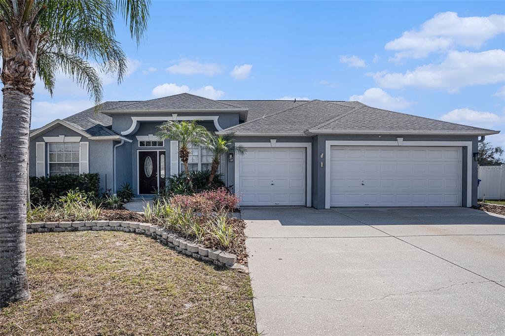 Picture of 9705 Mary Robin Drive, Riverview, FL 33569