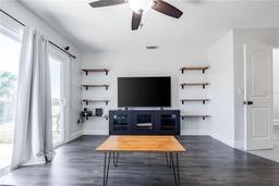 Picture of 1100 Lowry Avenue Unit 51, Lakeland, FL 33801