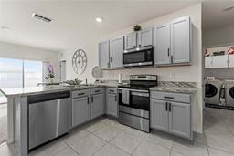 Picture of 650 Peyton Brooke Way, Winter Haven, FL 33881