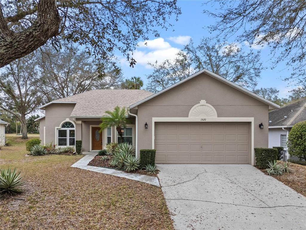 Picture of 1520 Lucky Pennie Way, Apopka, FL 32712