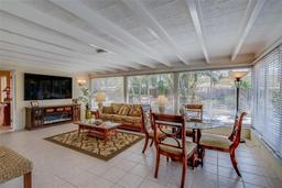Picture of 809 Royal Drive, Largo, FL 33770