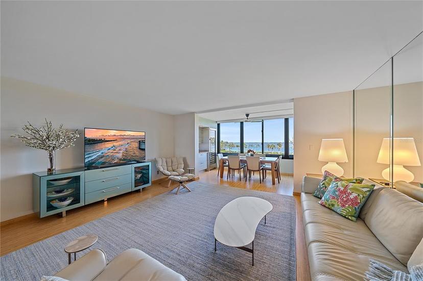 Picture of 814 Bayport Way, Longboat Key FL 34228