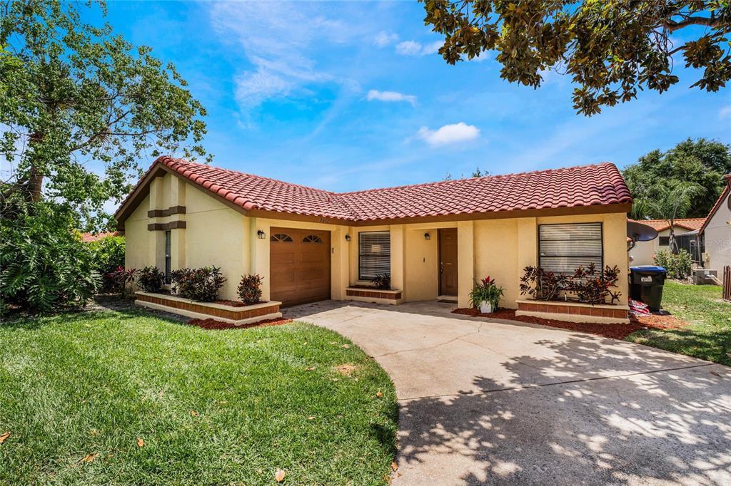 Picture of 8012 S Madeira Court, Orlando, FL 32836