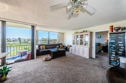 Picture of 6210 Sun Boulevard Unit 408, St Petersburg, FL 33715
