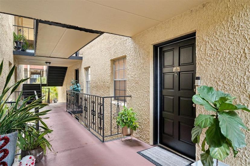 Picture of 107 S Obrien Street Unit 217, Tampa FL 33609