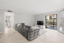 Picture of 107 S Obrien Street Unit 217, Tampa, FL 33609