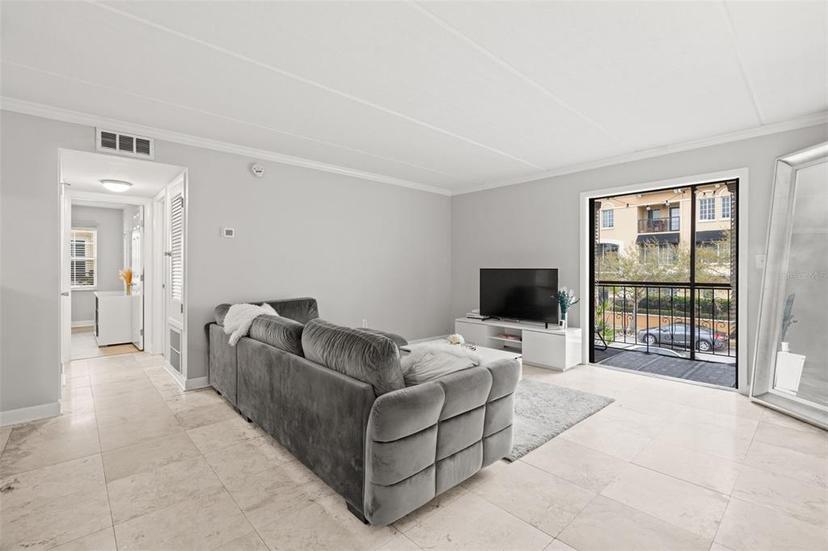 Picture of 107 S Obrien Street Unit 217, Tampa FL 33609