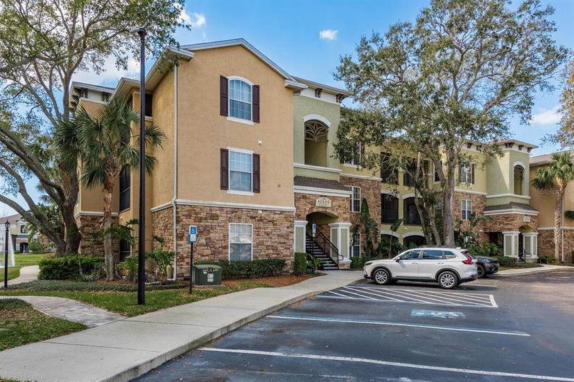 Picture of 10105 Courtney Oaks Circle Unit 301, Tampa FL 33619