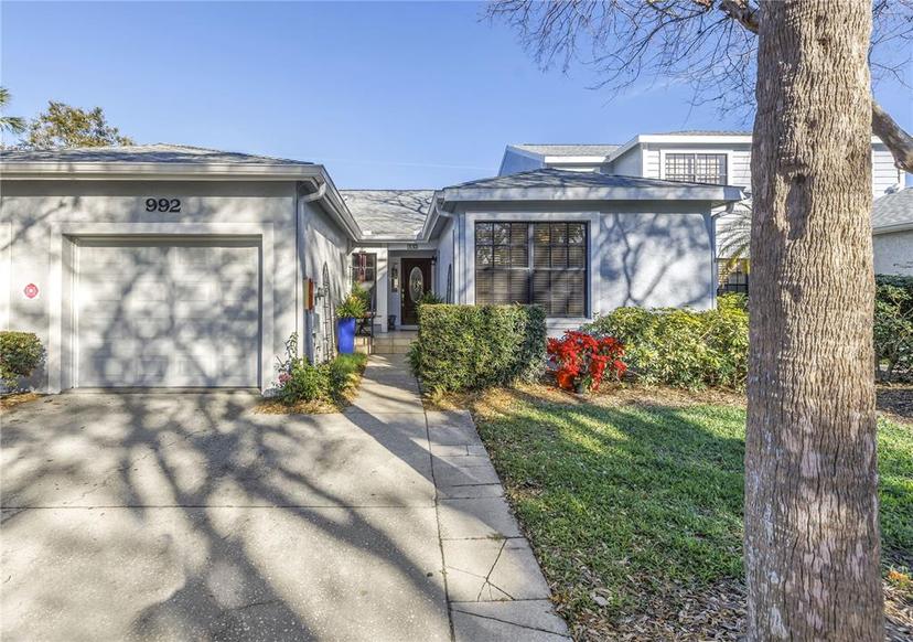 Picture of 992 San Carlos Court Ne, St Petersburg FL 33702