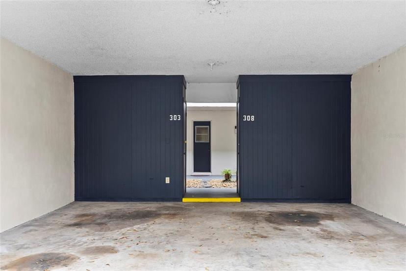 Picture of 1127 King Arthur Court Unit 303, Dunedin FL 34698