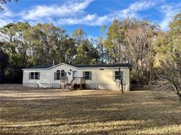 Picture of 765 SE Maid Marion Lane, High Springs, FL 32643
